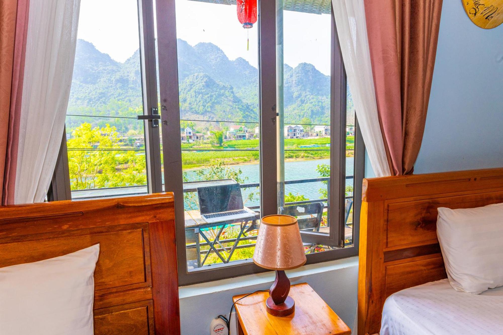 Son River Homestay Фонгня Экстерьер фото