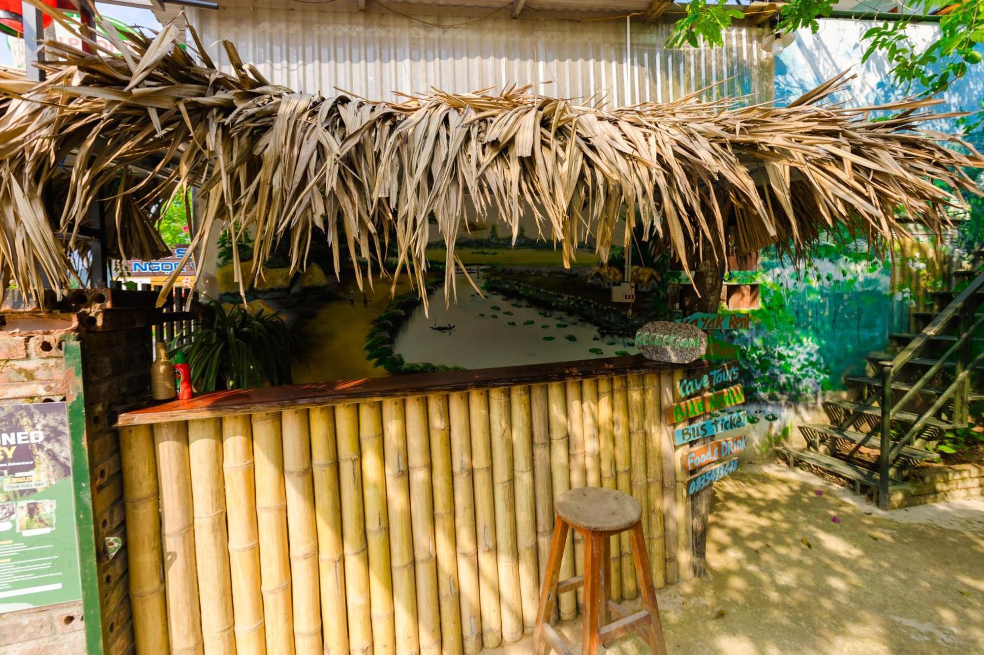 Son River Homestay Фонгня Экстерьер фото